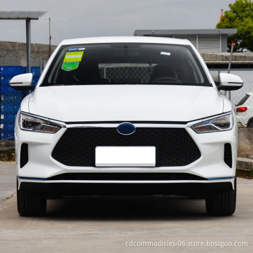 Chinese 4-Wheel New Energy Electric Vehicle 905HP 401km For BYD E2